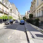 Chic Studio Champs-Elysees